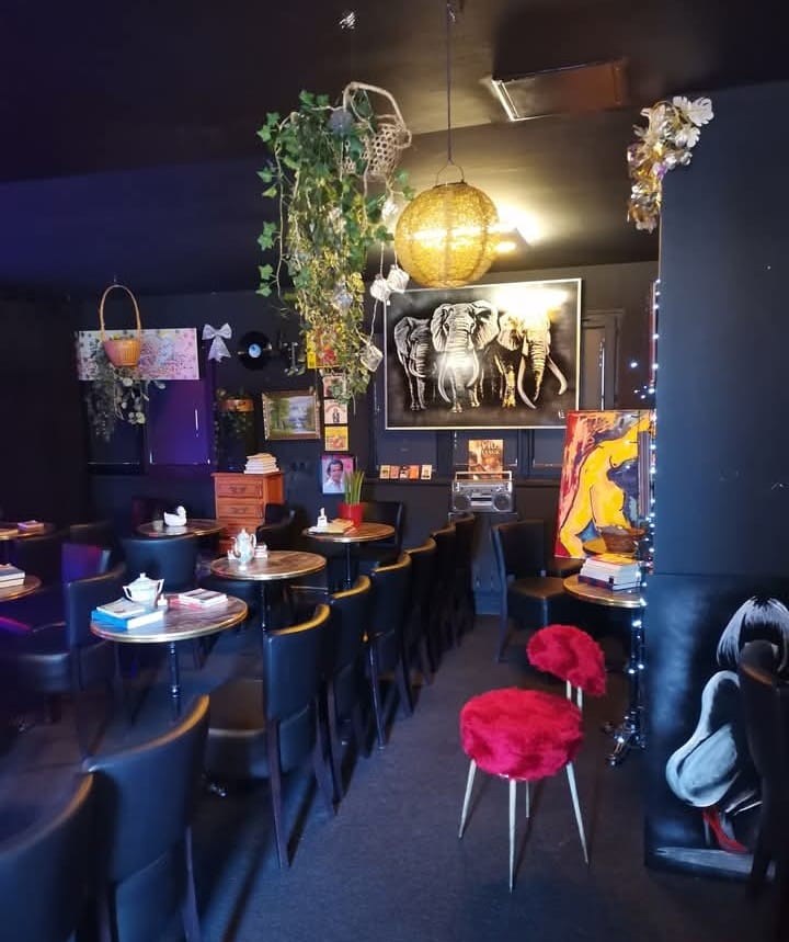 Intérieur du café-théâtre ROBE